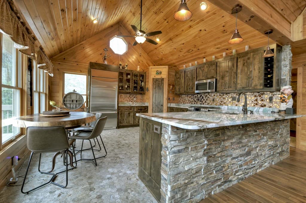 324 Cooper Creek Drive, Suches GA 30572 - Photo