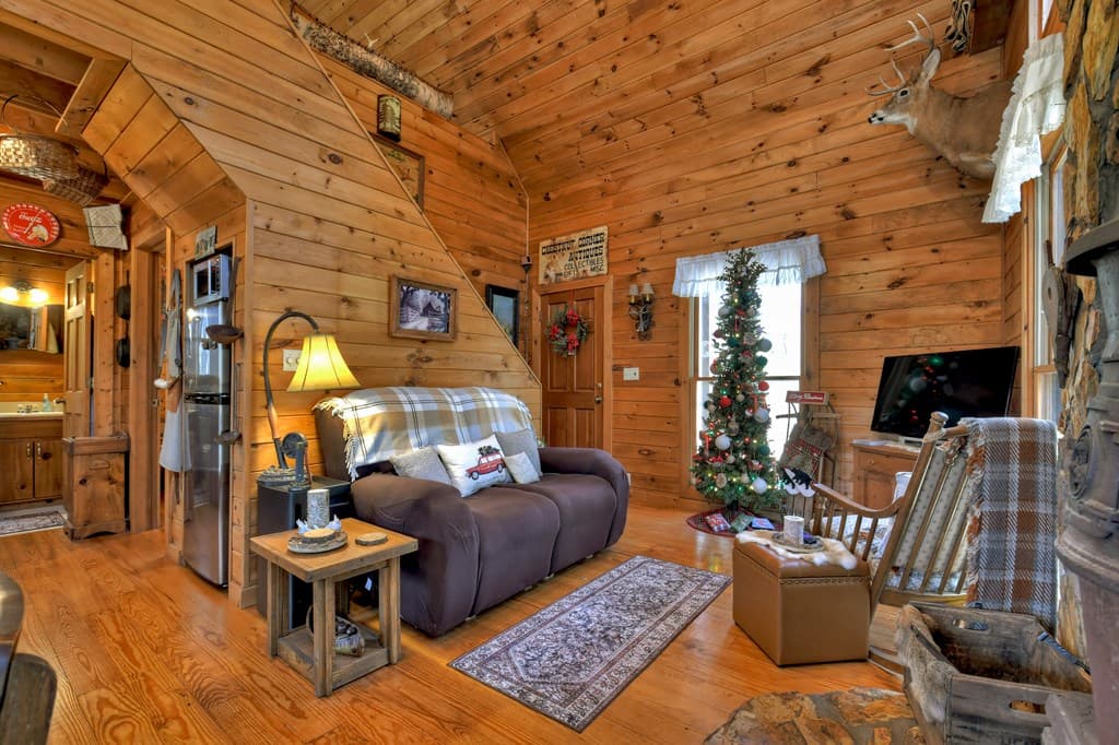 331 Chestnut Gap Road, Blue Ridge GA 30513 - Photo