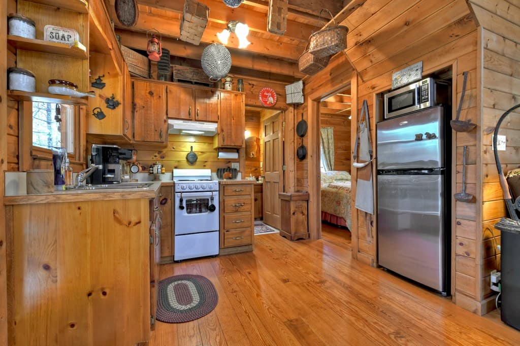 331 Chestnut Gap Road, Blue Ridge GA 30513 - Photo