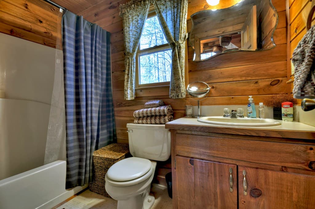 331 Chestnut Gap Road, Blue Ridge GA 30513 - Photo