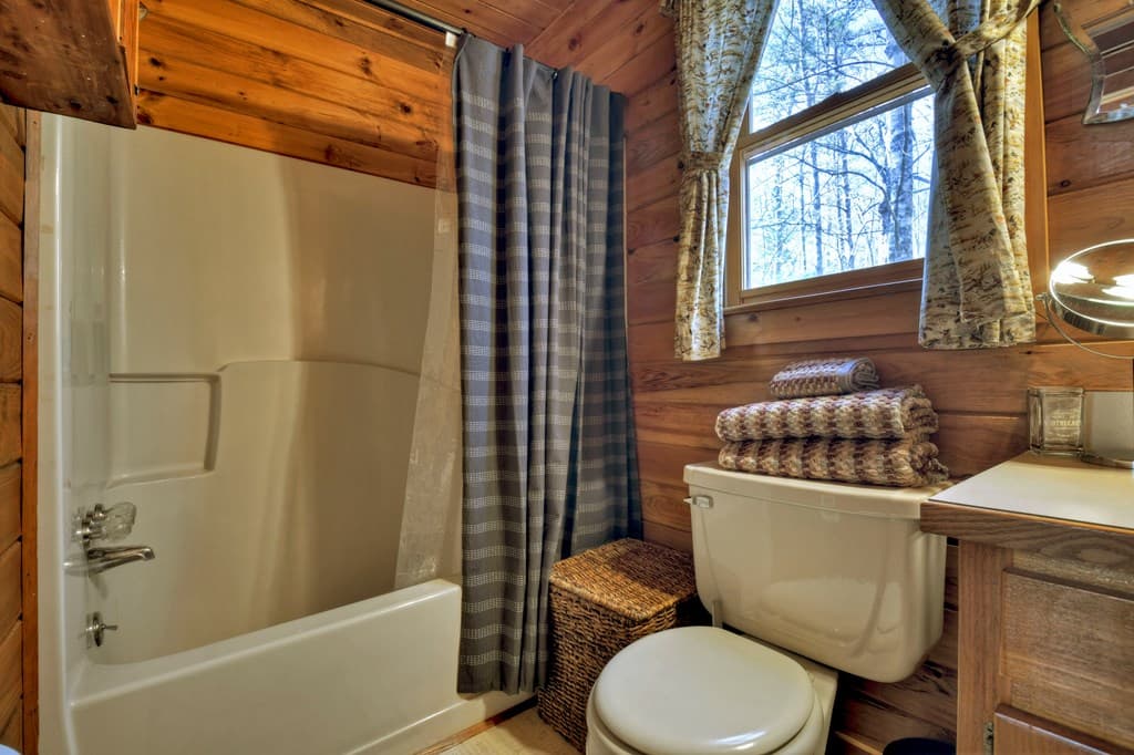 331 Chestnut Gap Road, Blue Ridge GA 30513 - Photo
