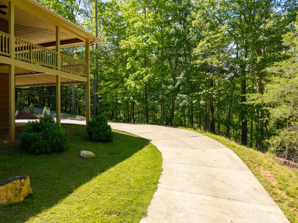 789 Gateway Drive, Ellijay GA 30540 - Photo