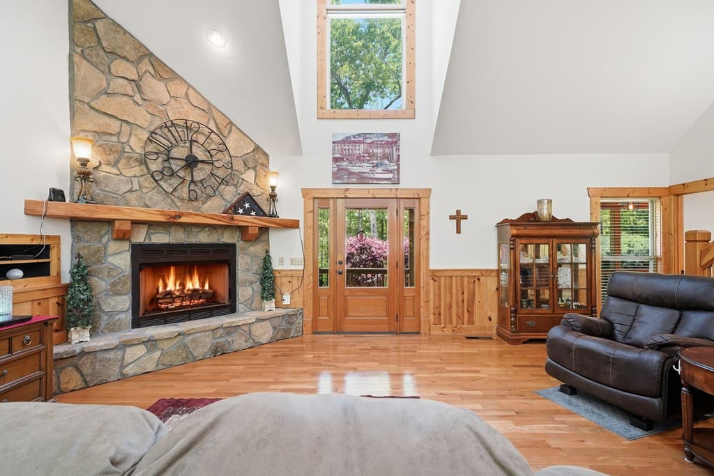 789 Gateway Drive, Ellijay GA 30540 - Photo