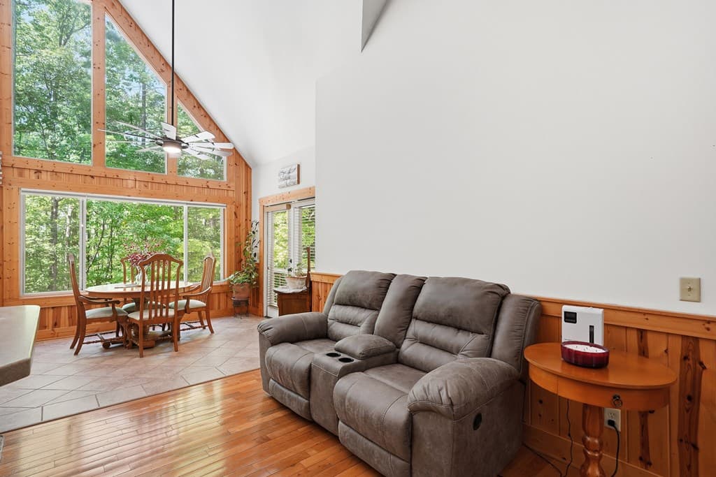 789 Gateway Drive, Ellijay GA 30540 - Photo