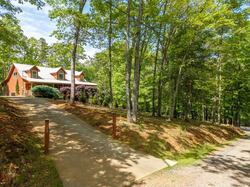 789 Gateway Drive, Ellijay GA 30540 - Photo
