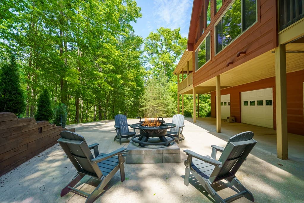 789 Gateway Drive, Ellijay GA 30540 - Photo