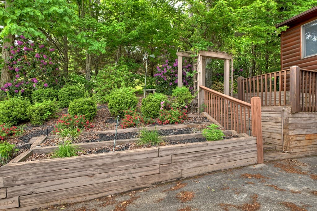 205 Lookout Drive, Blue Ridge GA 30513 - Photo