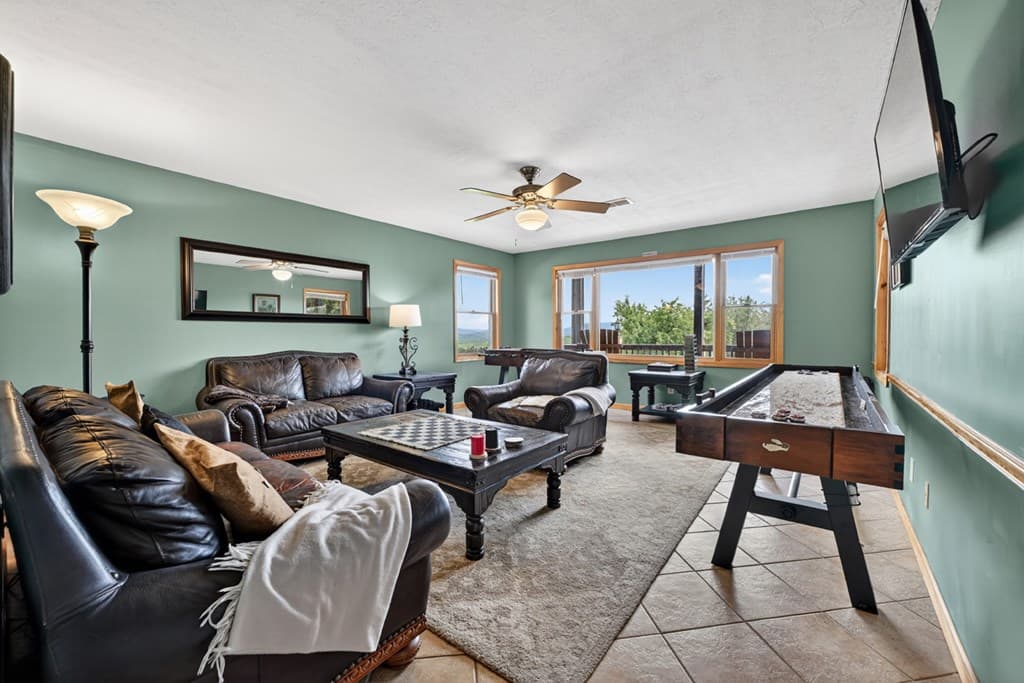205 Lookout Drive, Blue Ridge GA 30513 - Photo