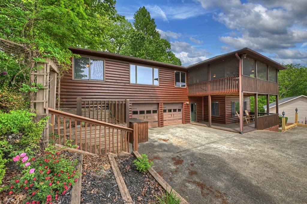 205 Lookout Drive, Blue Ridge GA 30513 - Photo