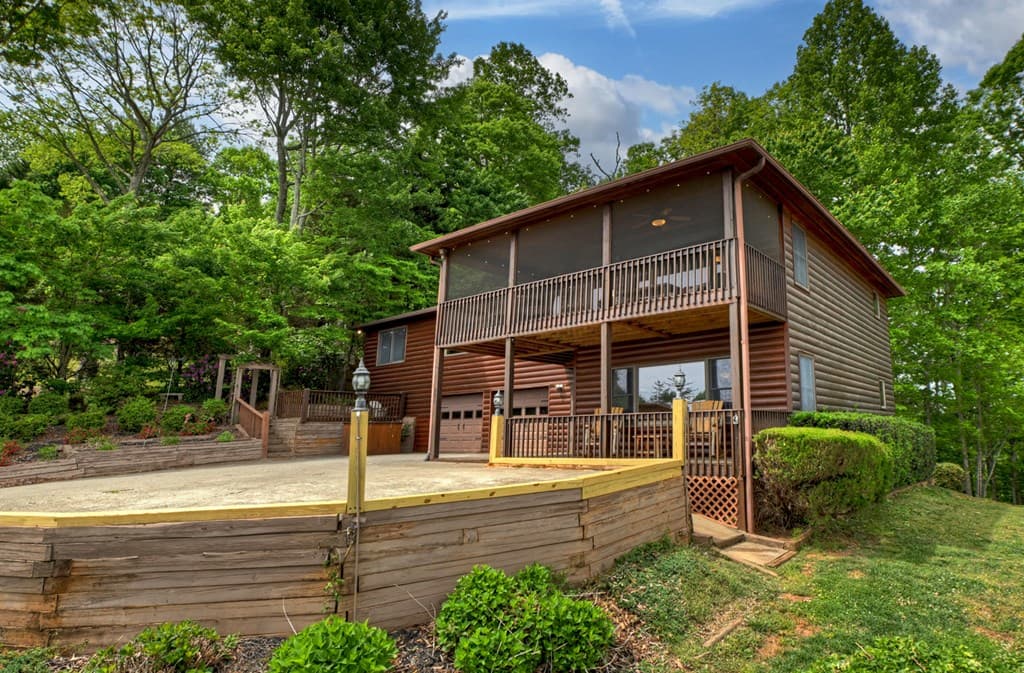 205 Lookout Drive, Blue Ridge GA 30513 - Photo