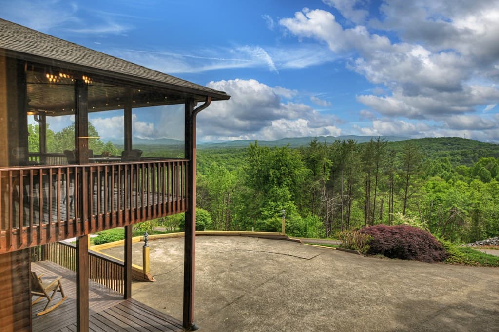 205 Lookout Drive, Blue Ridge GA 30513 - Photo