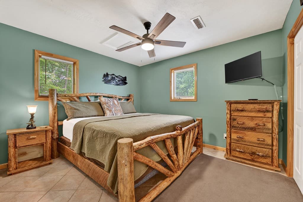 205 Lookout Drive, Blue Ridge GA 30513 - Photo