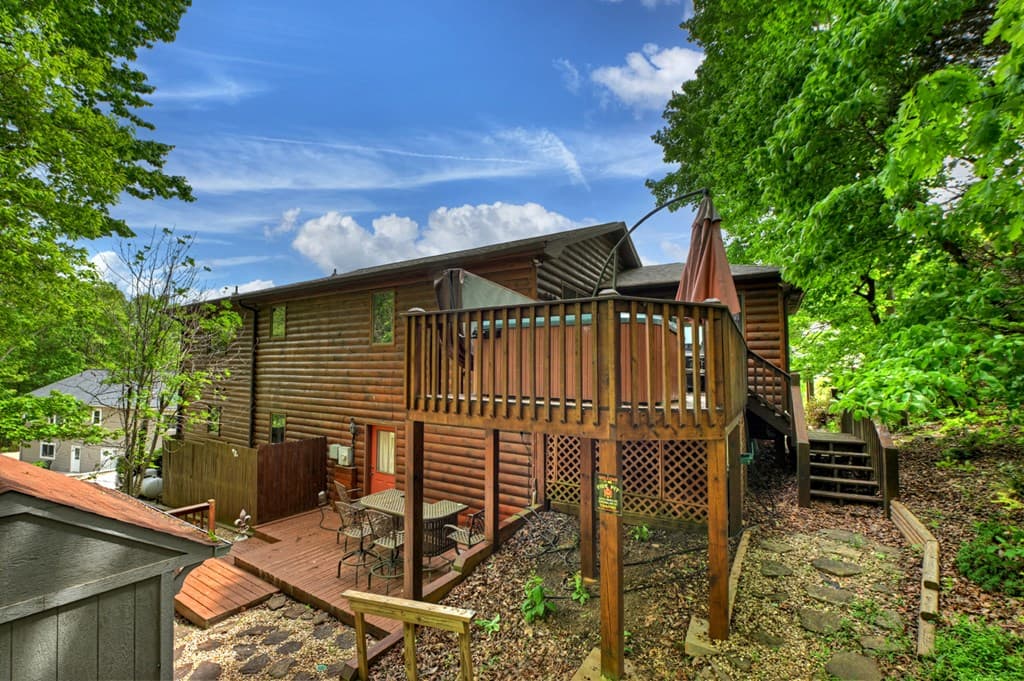 205 Lookout Drive, Blue Ridge GA 30513 - Photo