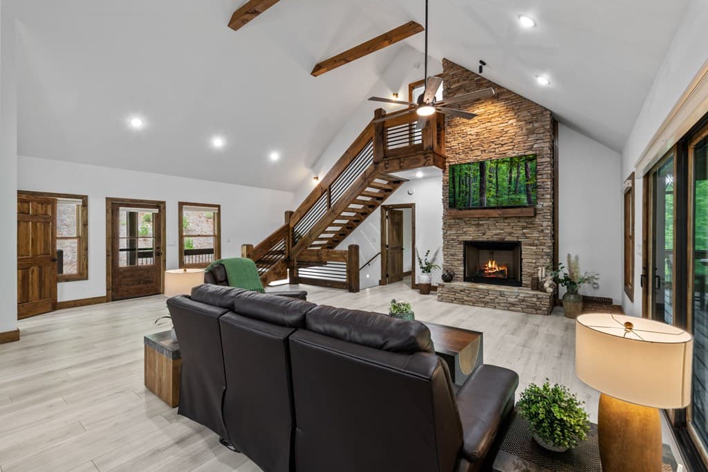 60 Weeks Lane, Ellijay GA 30540 - Photo