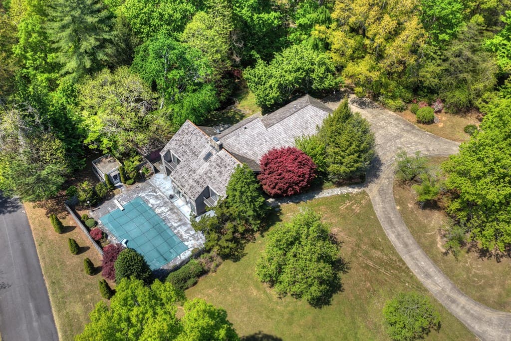 196 Westwoods Drive, Ellijay GA 30540 - Photo