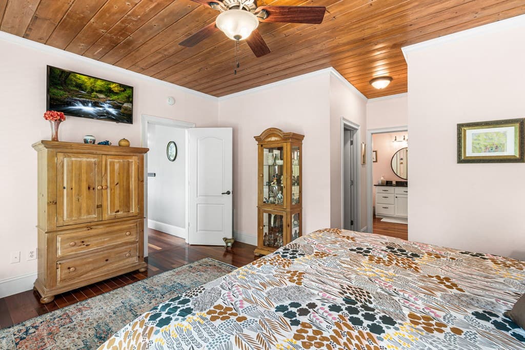 5125 Mineral Springs Road, Young Harris GA 30582 - Photo