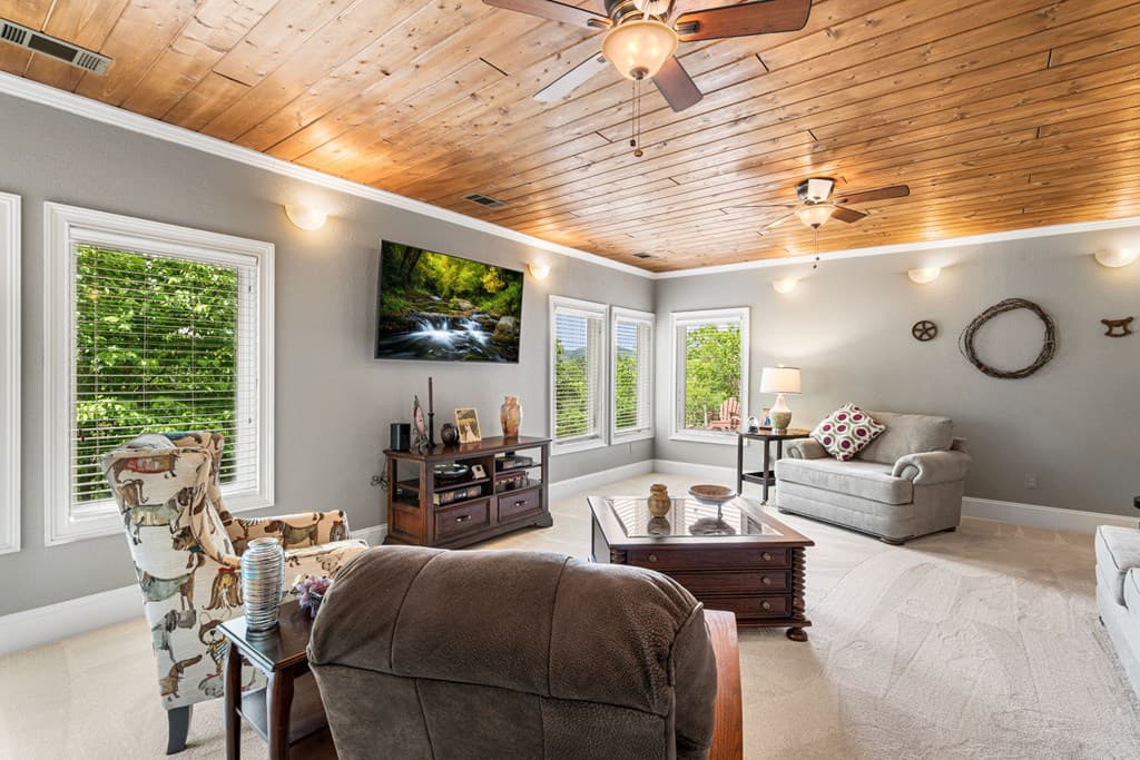 5125 Mineral Springs Road, Young Harris GA 30582 - Photo