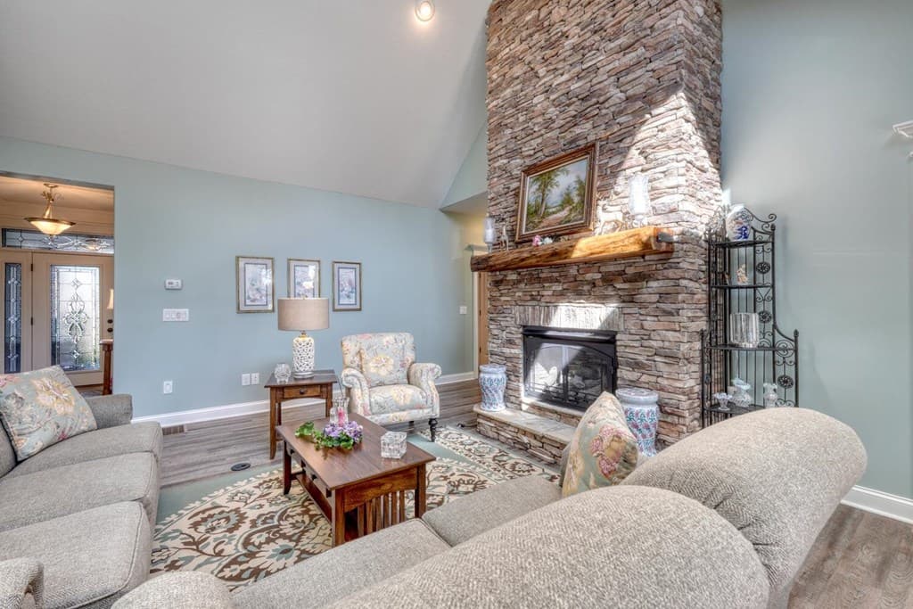 731 Owen Vista Drive, Blairsville GA 30512 - Photo