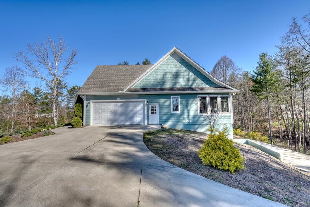 731 Owen Vista Drive, Blairsville GA 30512 - Photo