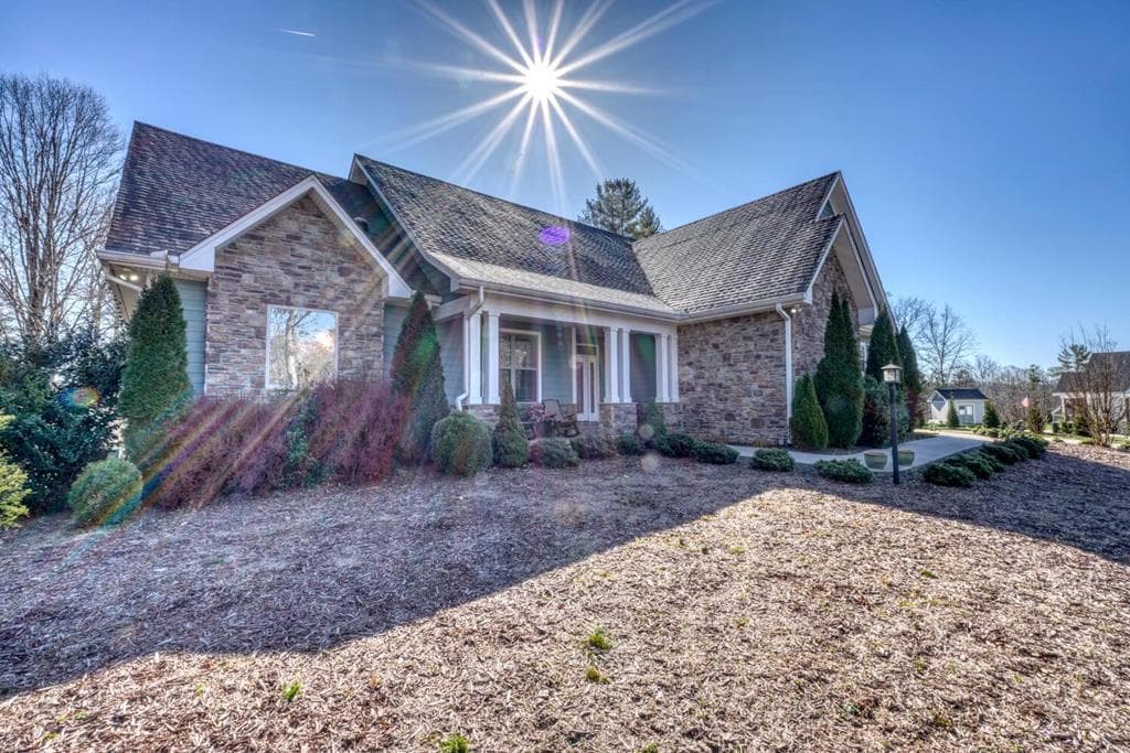 731 Owen Vista Drive, Blairsville GA 30512 - Photo
