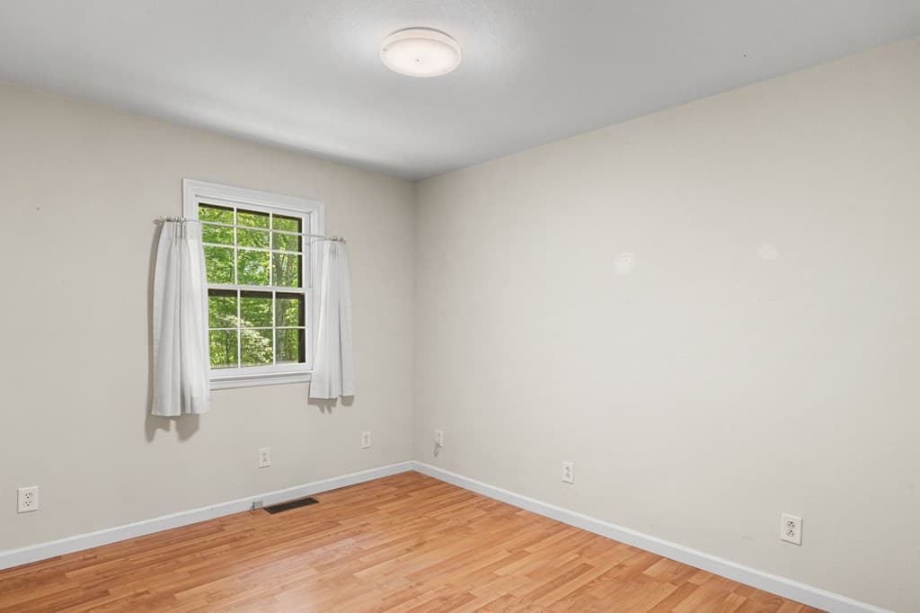 401 Guest Lane, Hayesville NC 28904 - Photo