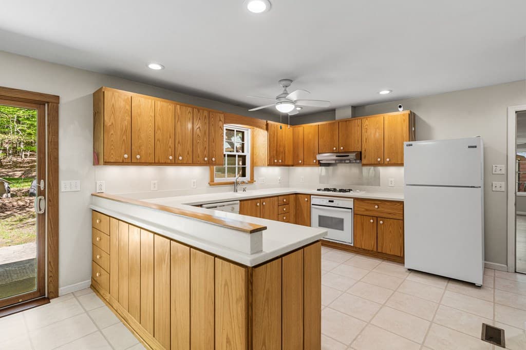401 Guest Lane, Hayesville NC 28904 - Photo