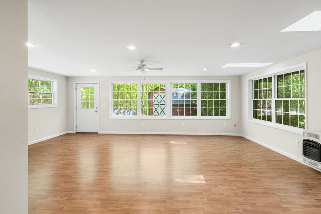 401 Guest Lane, Hayesville NC 28904 - Photo