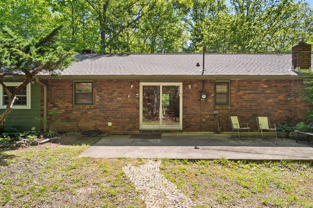 401 Guest Lane, Hayesville NC 28904 - Photo