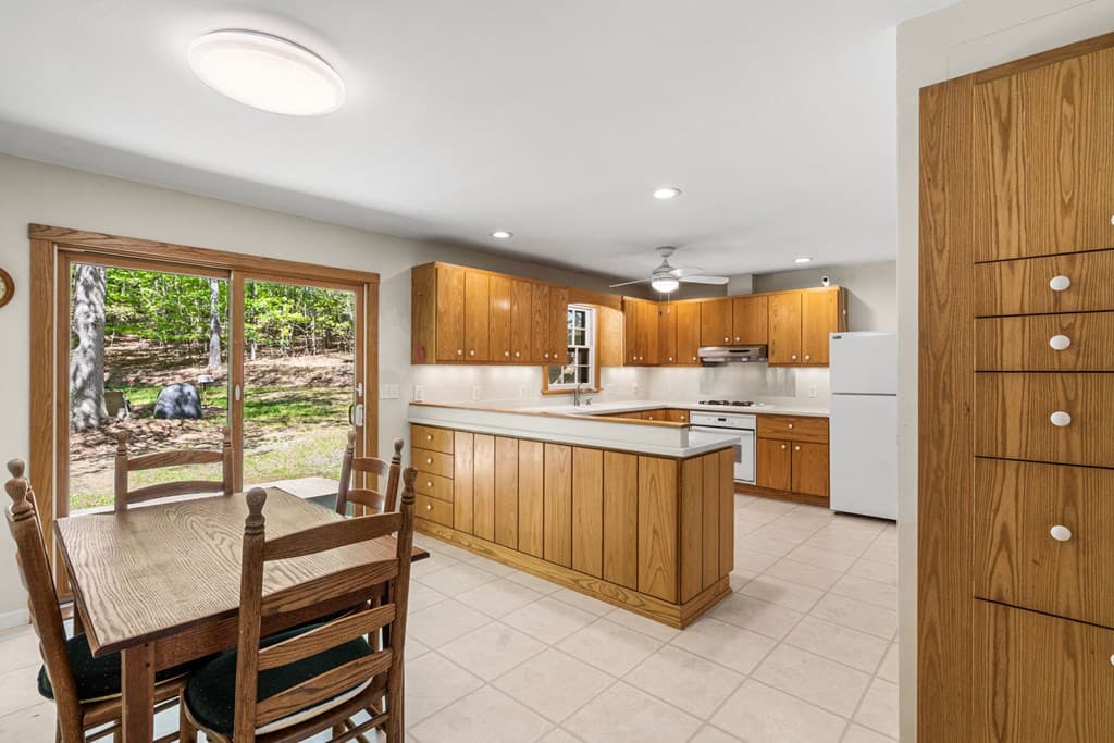 401 Guest Lane, Hayesville NC 28904 - Photo