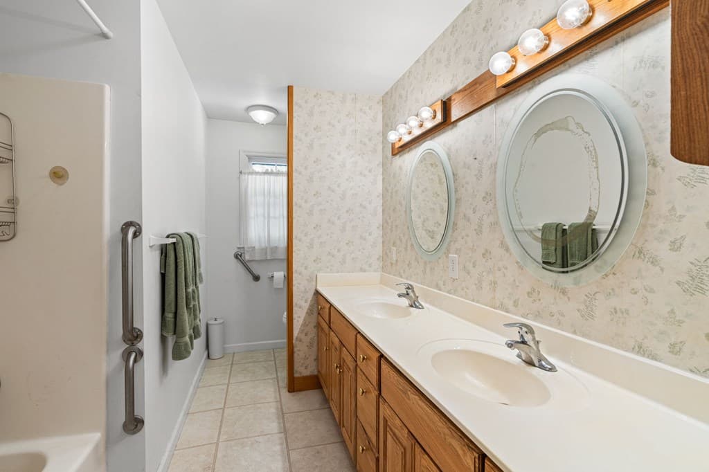 401 Guest Lane, Hayesville NC 28904 - Photo