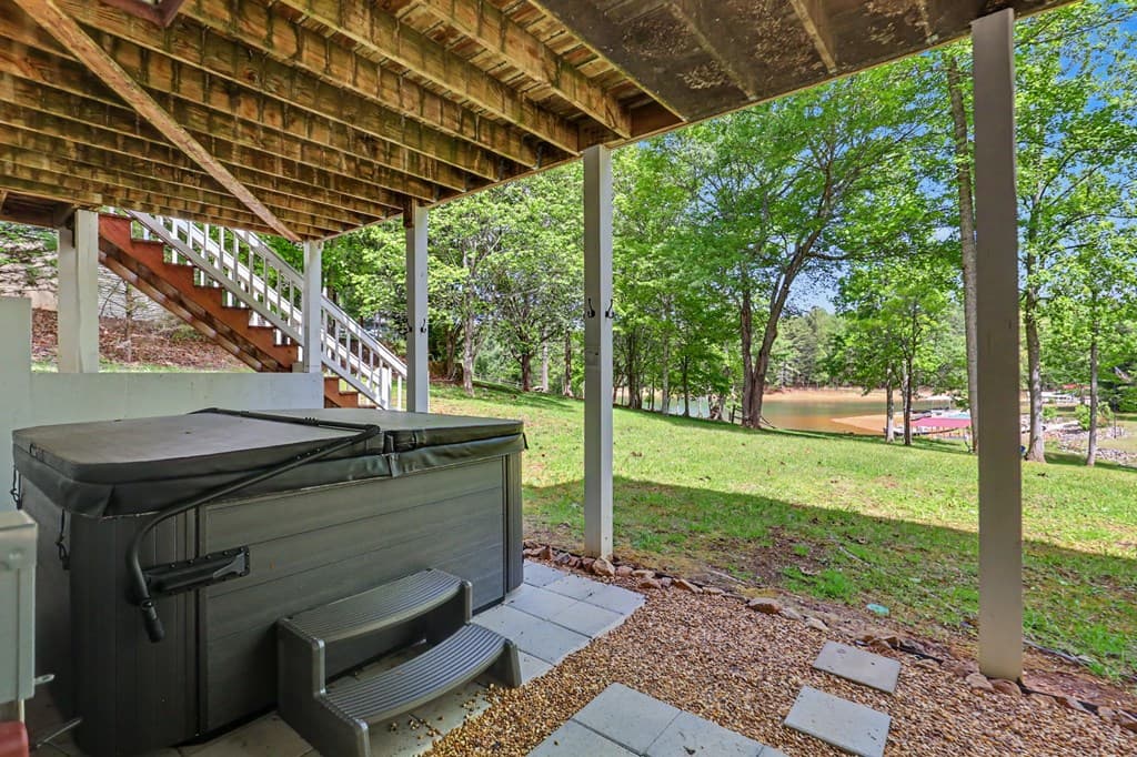 136 Madison Avenue, Blairsville GA 30512 - Photo