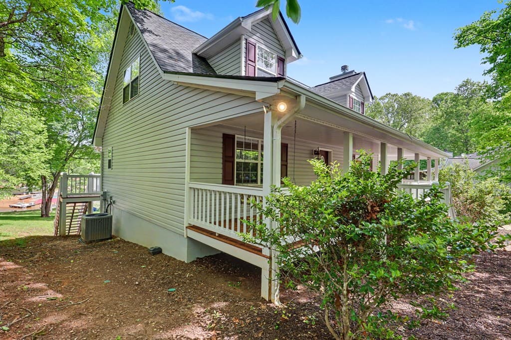 136 Madison Avenue, Blairsville GA 30512 - Photo