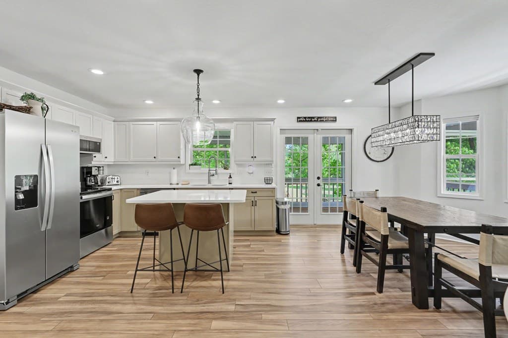 136 Madison Avenue, Blairsville GA 30512 - Photo