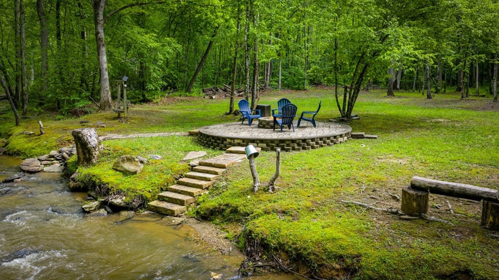 704 Town Creek Church Road, Talking Rock GA 30175 - Photo