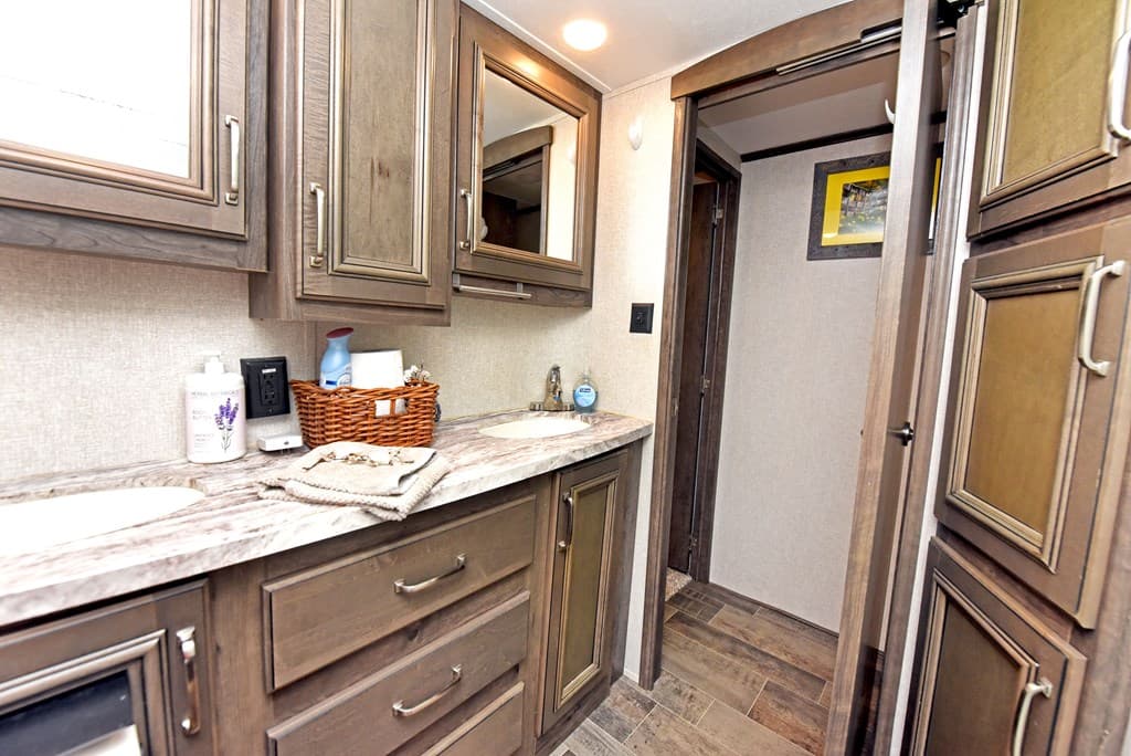 99 Moccasin Lane, Blairsville GA 30512 - Photo