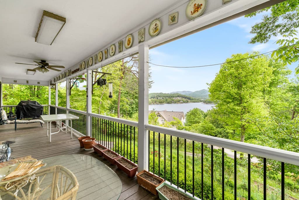 569 Sunnyside Shores, Hiawassee GA 30546 - Photo
