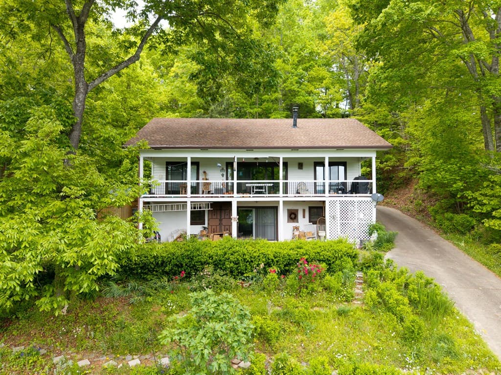 569 Sunnyside Shores, Hiawassee GA 30546 - Photo