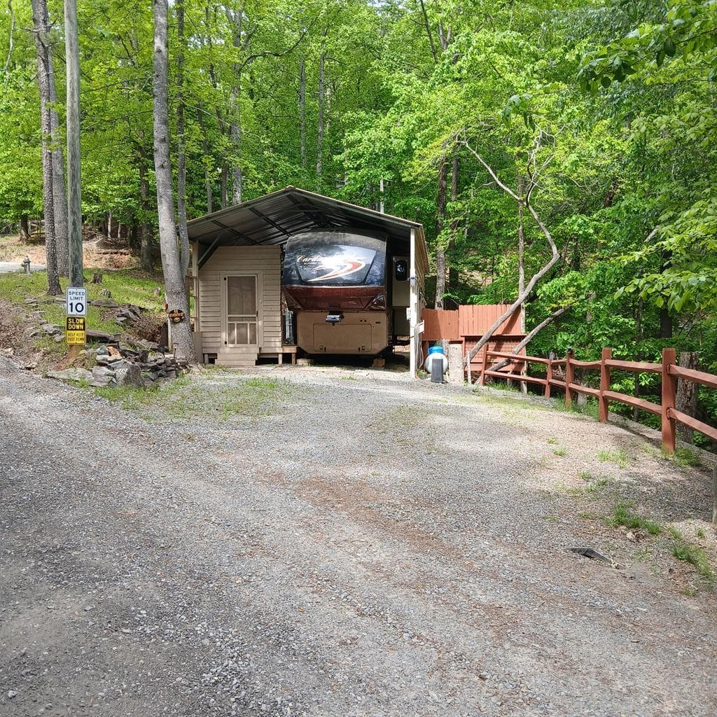 68 7th Street, Ellijay GA 30540 - Primary photo