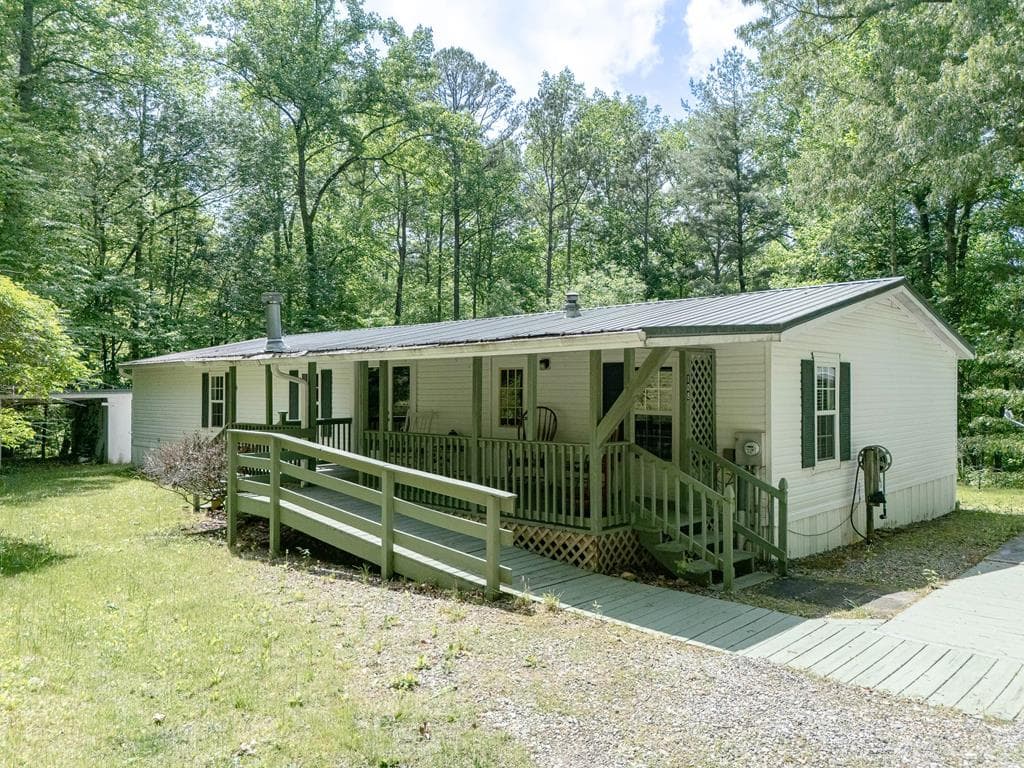 108 Dogwood Drive, Blairsville GA 30512 - Primary photo