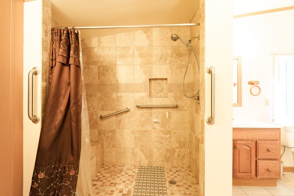 108 Dogwood Drive, Blairsville GA 30512 - Photo