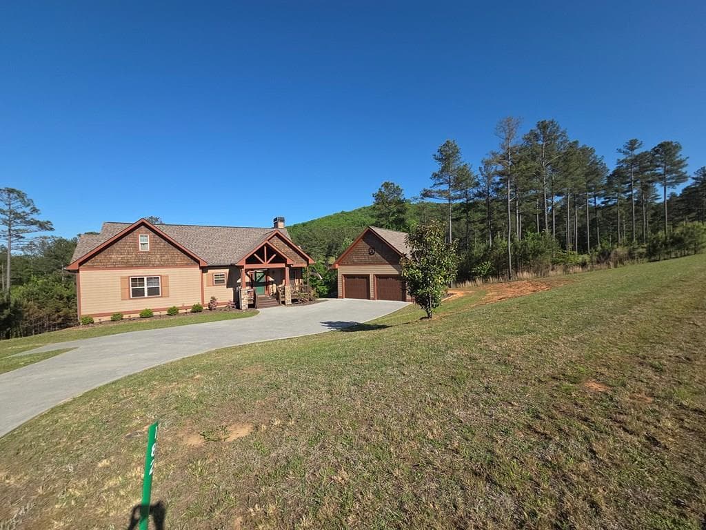 182 Loop Lane, Blairsville GA 30512 - Primary photo