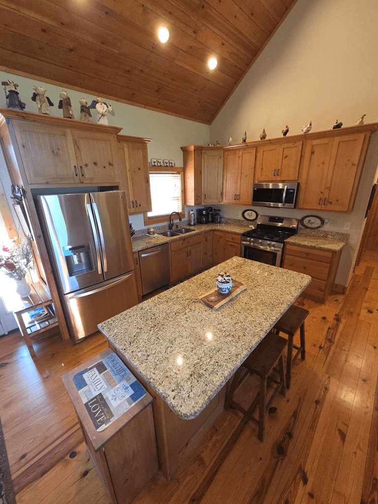 182 Loop Lane, Blairsville GA 30512 - Photo