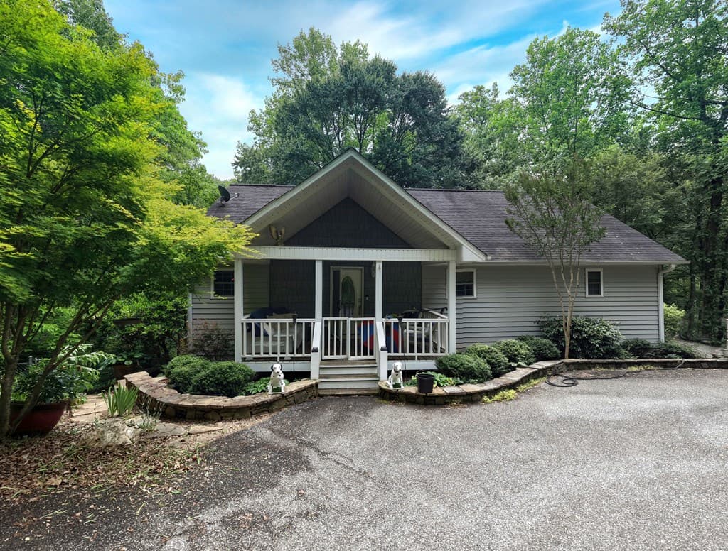1903 Bell Eagle Drive, Hiawassee GA 30546 - Photo