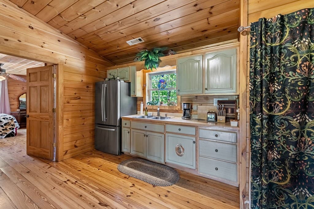 940 Knollwood Road, Mineral Bluff GA 30599 - Photo