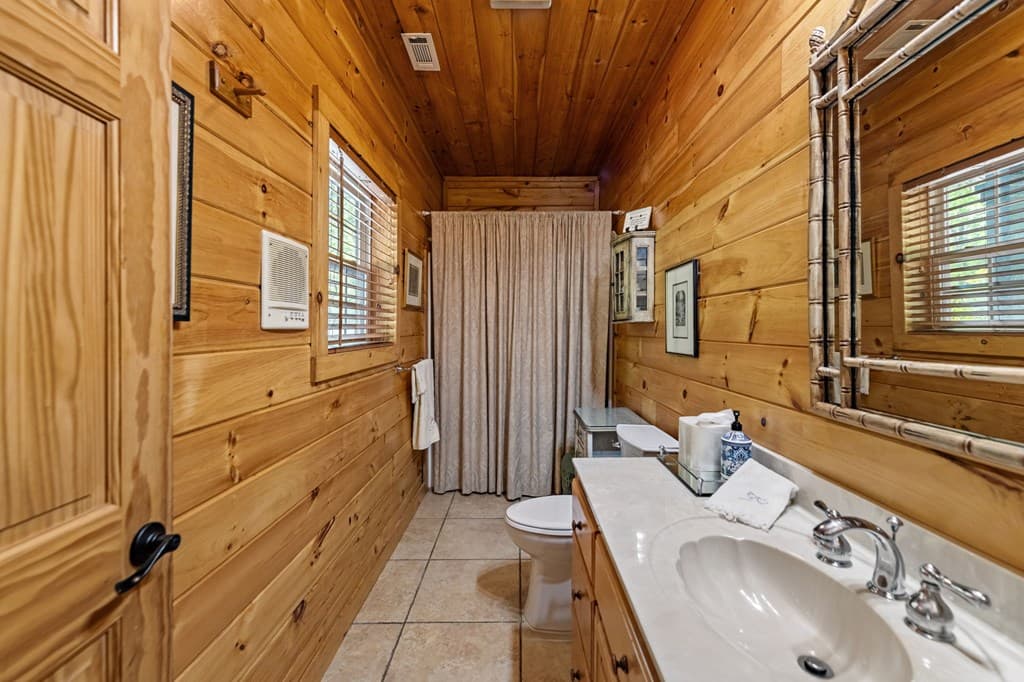 940 Knollwood Road, Mineral Bluff GA 30599 - Photo