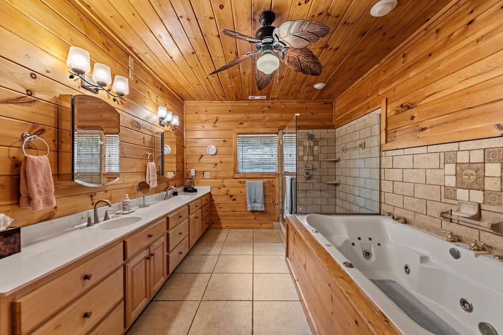 940 Knollwood Road, Mineral Bluff GA 30599 - Photo