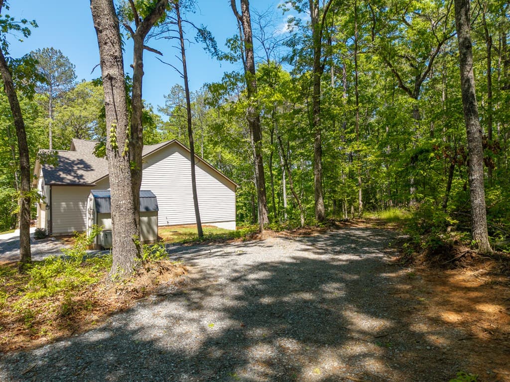 483 Linger Longer Drive, Ellijay GA 30540 - Photo