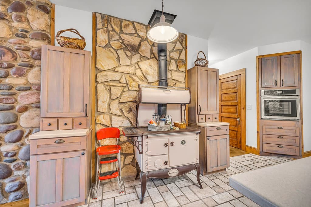 740 Little Rock Creek Road, Cherry Log GA 30522 - Photo