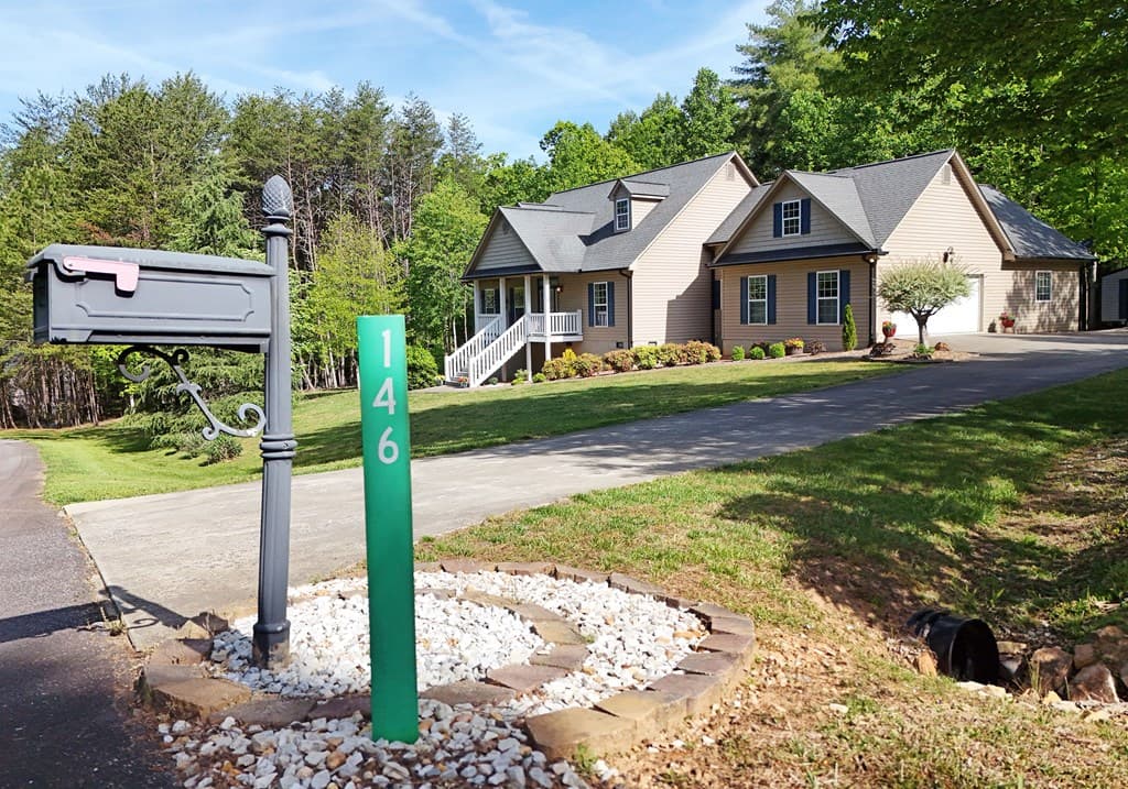 146 Creek Hollow Lane, Blairsville GA 30512 - Photo
