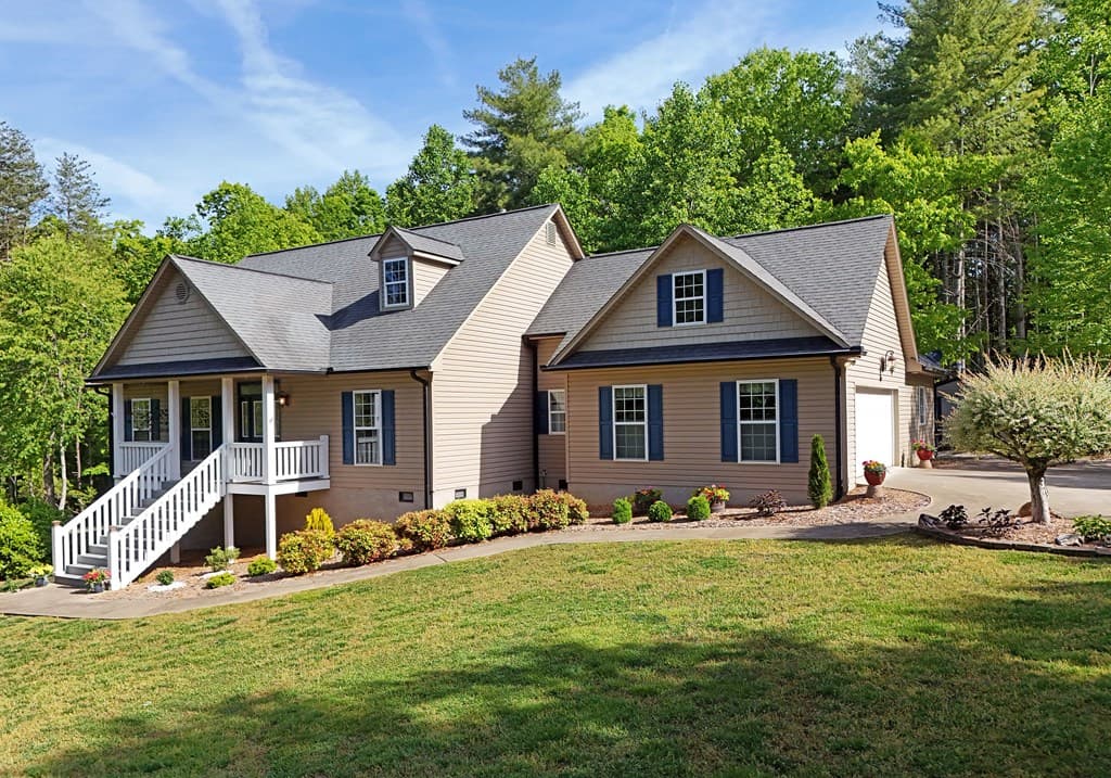 146 Creek Hollow Lane, Blairsville GA 30512 - Photo